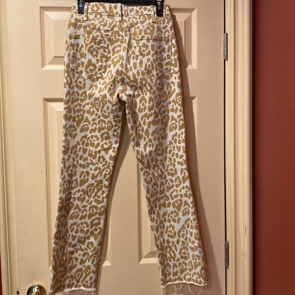 MOTHER The Hustler Frayed Hem Leopard Print Jeans NWOT - Picture 3 of 11